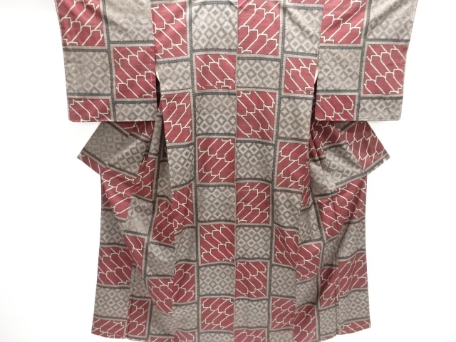 JAPANESE KIMONO / ANTIQUE KIMONO / TAISHO ROMAN STYLE / SILK / DORO OSHIMA TSUMUGI / WOVEN SHIKISHI & GEOMETRIC PATTERN